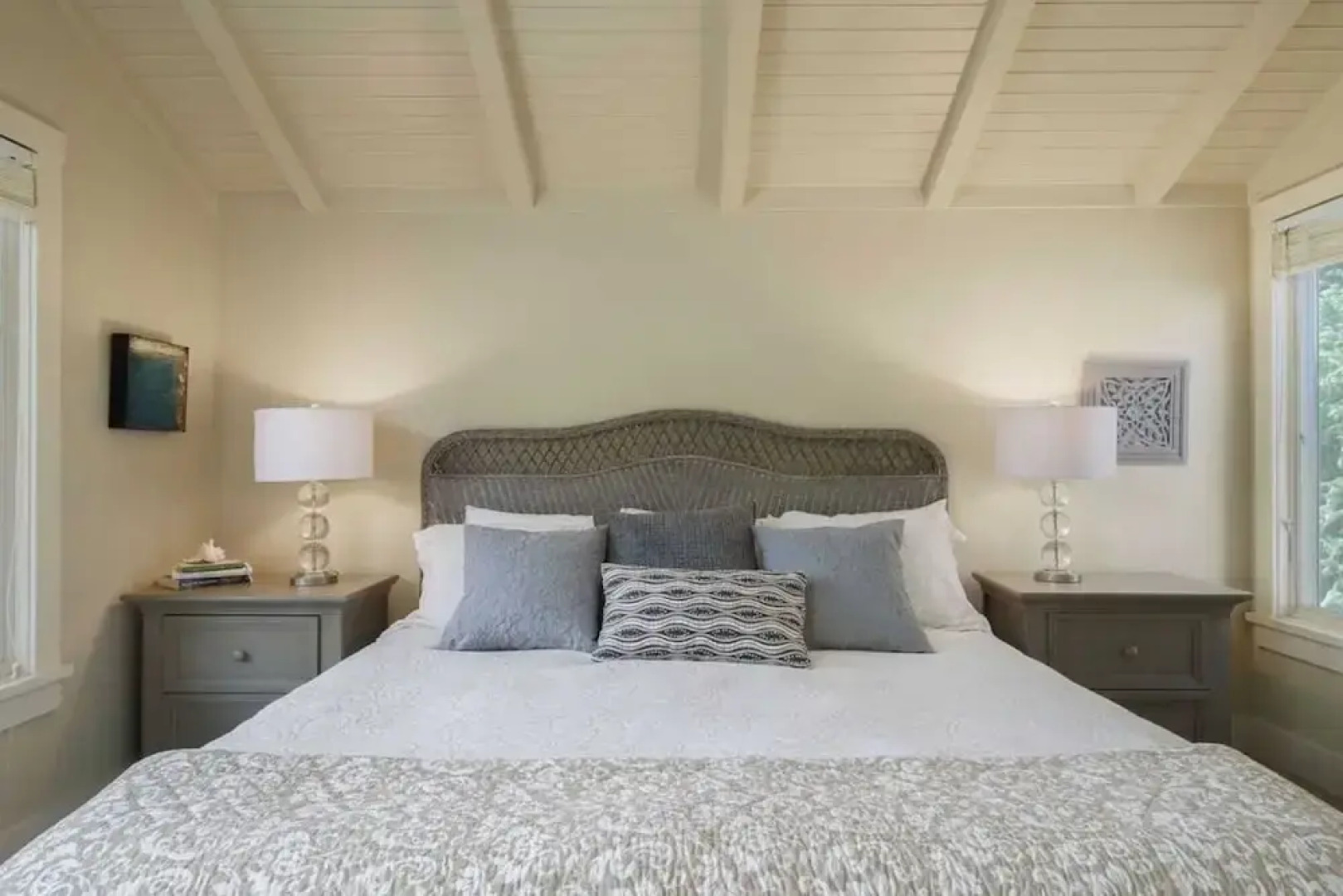 Chapman Cove by Avantstay Gorgeous Beach Bungalow w/ Sauna