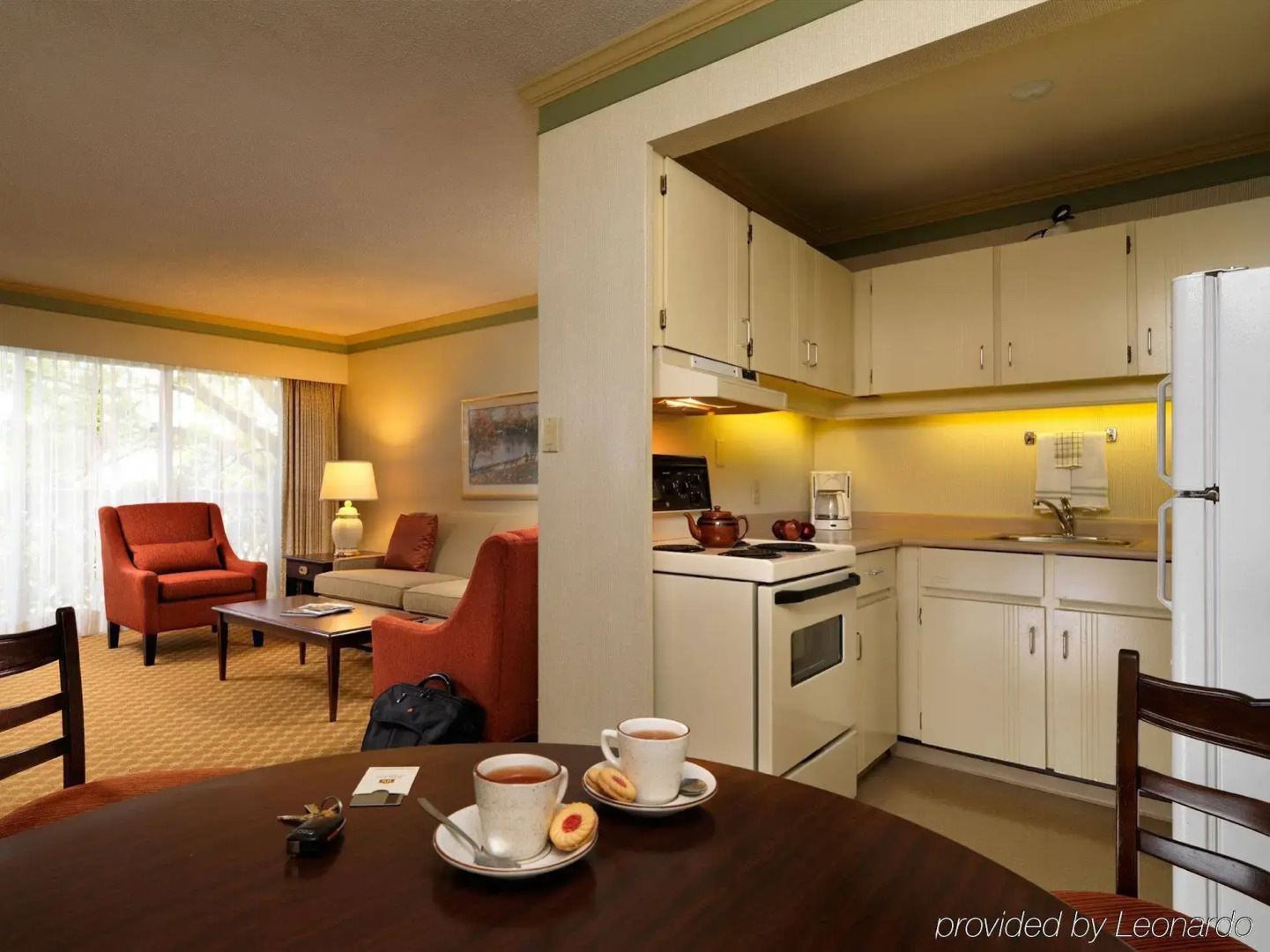 Royal Scot Hotel & Suites