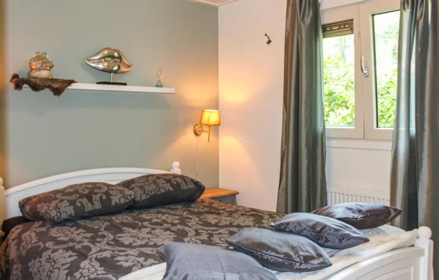 Stunning Home in Overberg With 2 Bedrooms, Wifi and Outdoor Swimming Pool