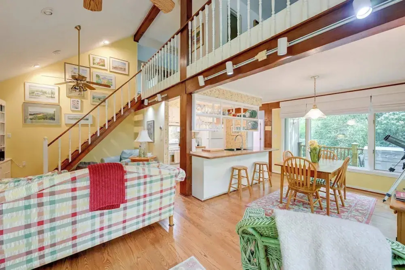 'smallwood' Cute Highlands Home w/ Screened Porch!