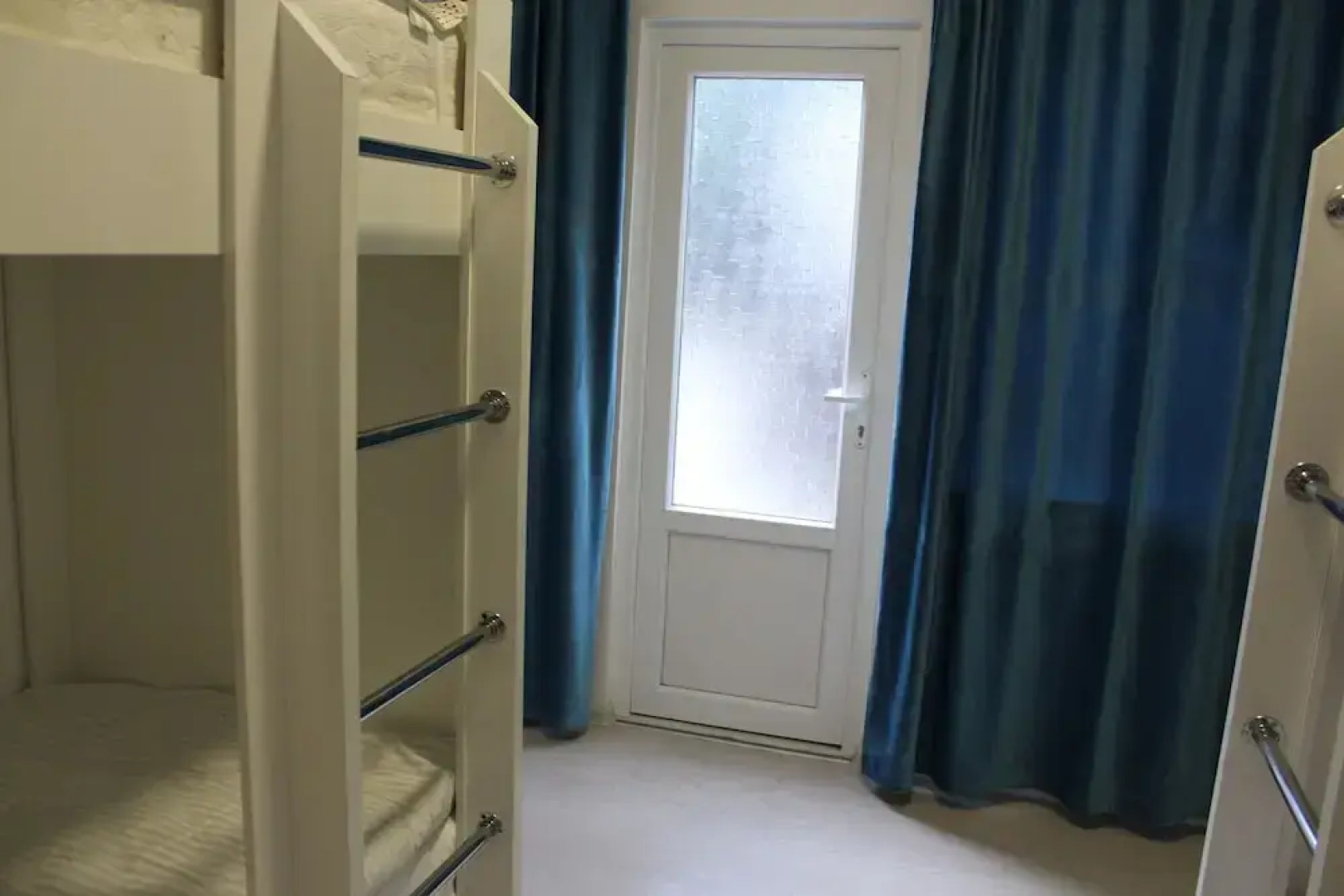 Парк-хостел «Ош»