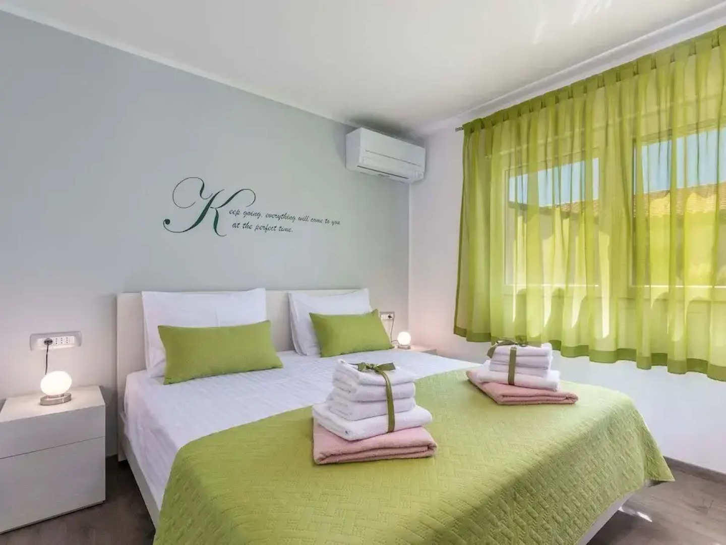 Villa in Novigrad With Private Pool