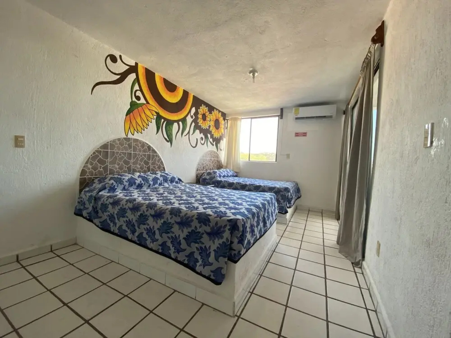 Condo Hotel Los Girasoles