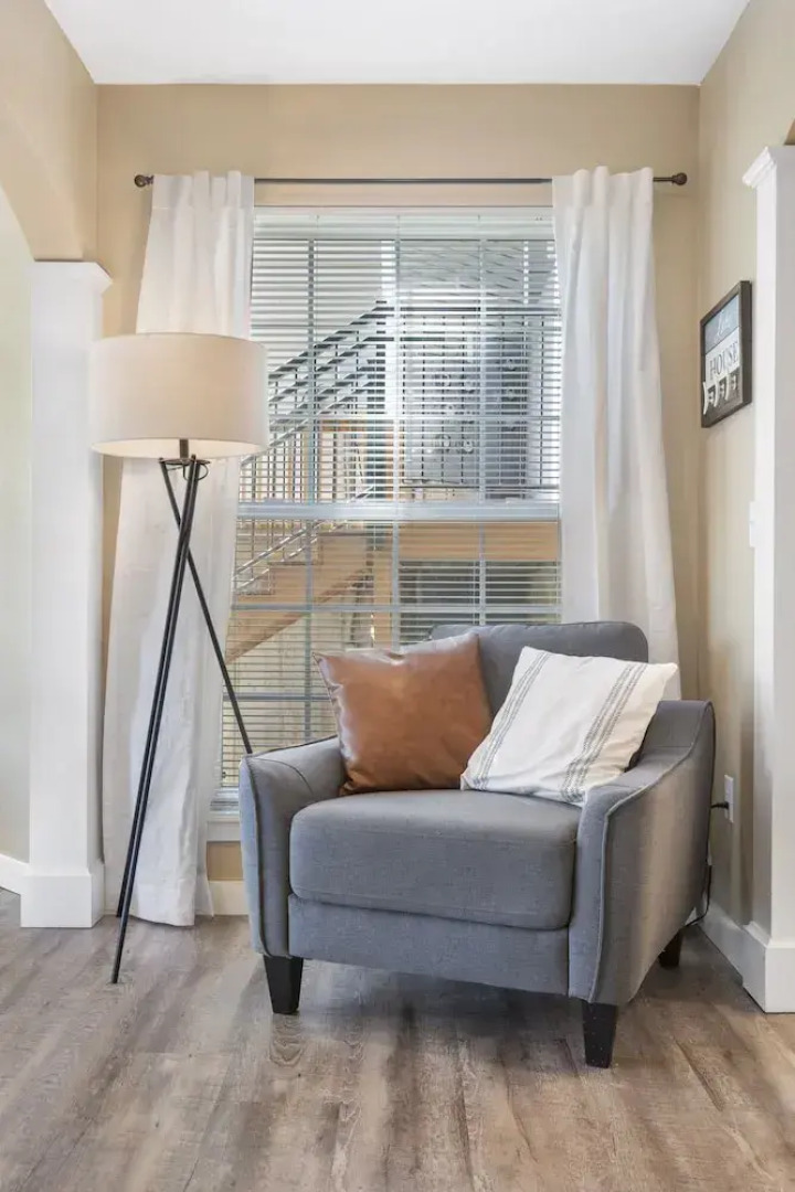 Serene Escape at Table Rock Lake