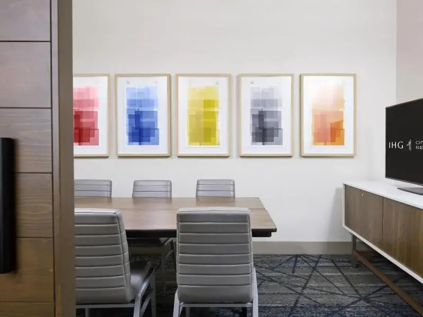 Staybridge Suites Aurora East by IHG