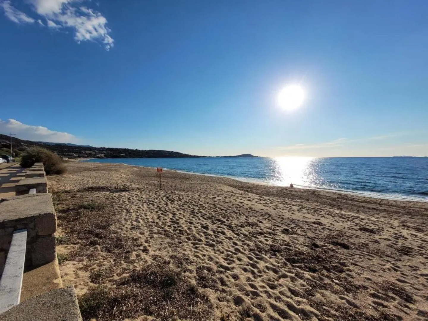 Studio situé à 20 metres de la plage d Agosta Porticcio