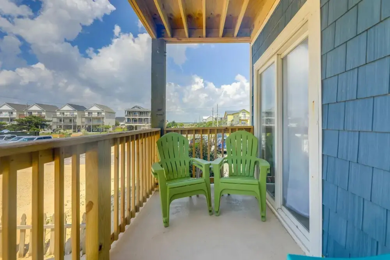 Beachfront North Carolina Condo - Steps to Ocean!