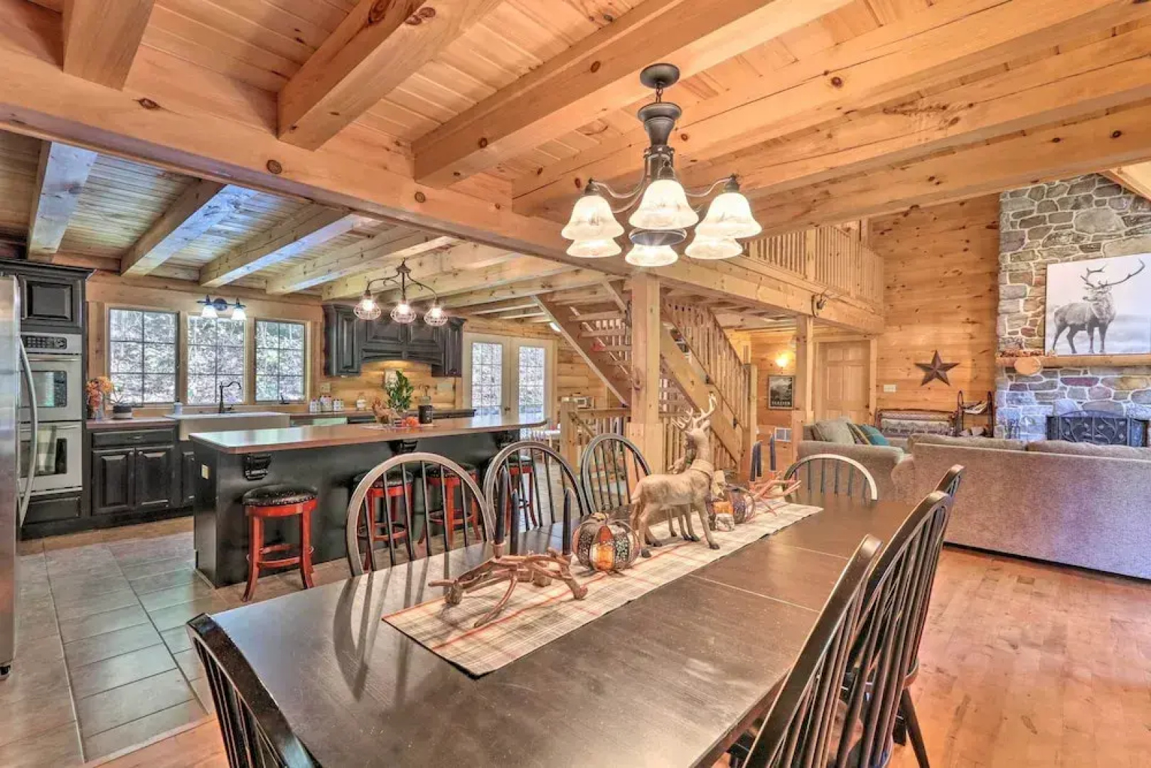Grand 4,000 Sq Ft House - 11 Miles to Lancaster!