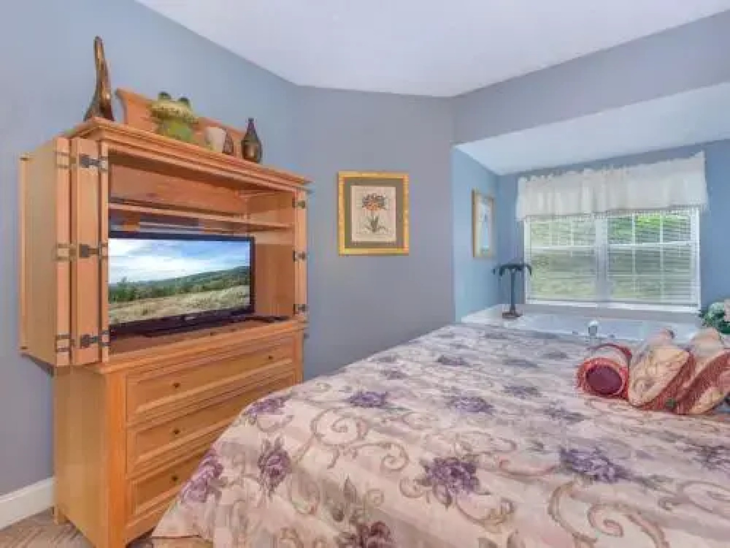 1103 Smoky Bear by RedAwning