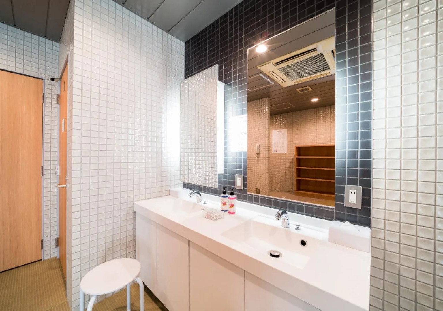 Smile Hotel Osaka Tennoji