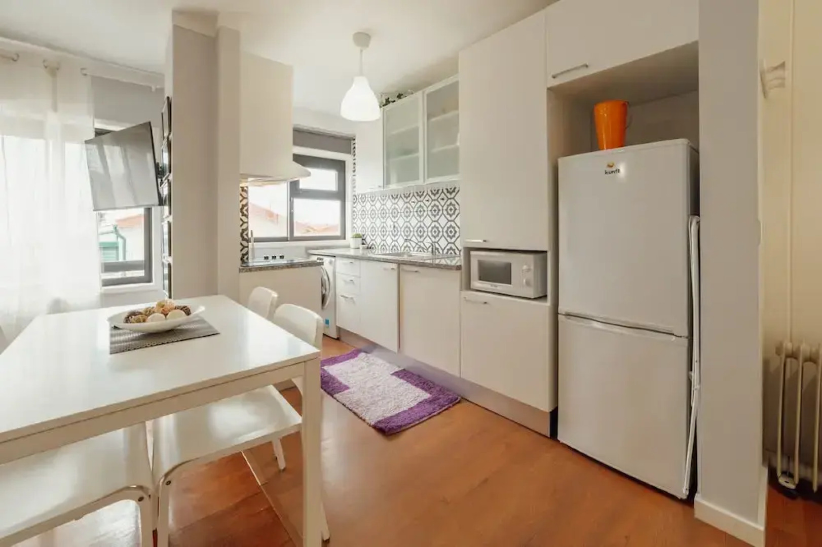 Espinho Seawalk AND Seaview by Vacationy