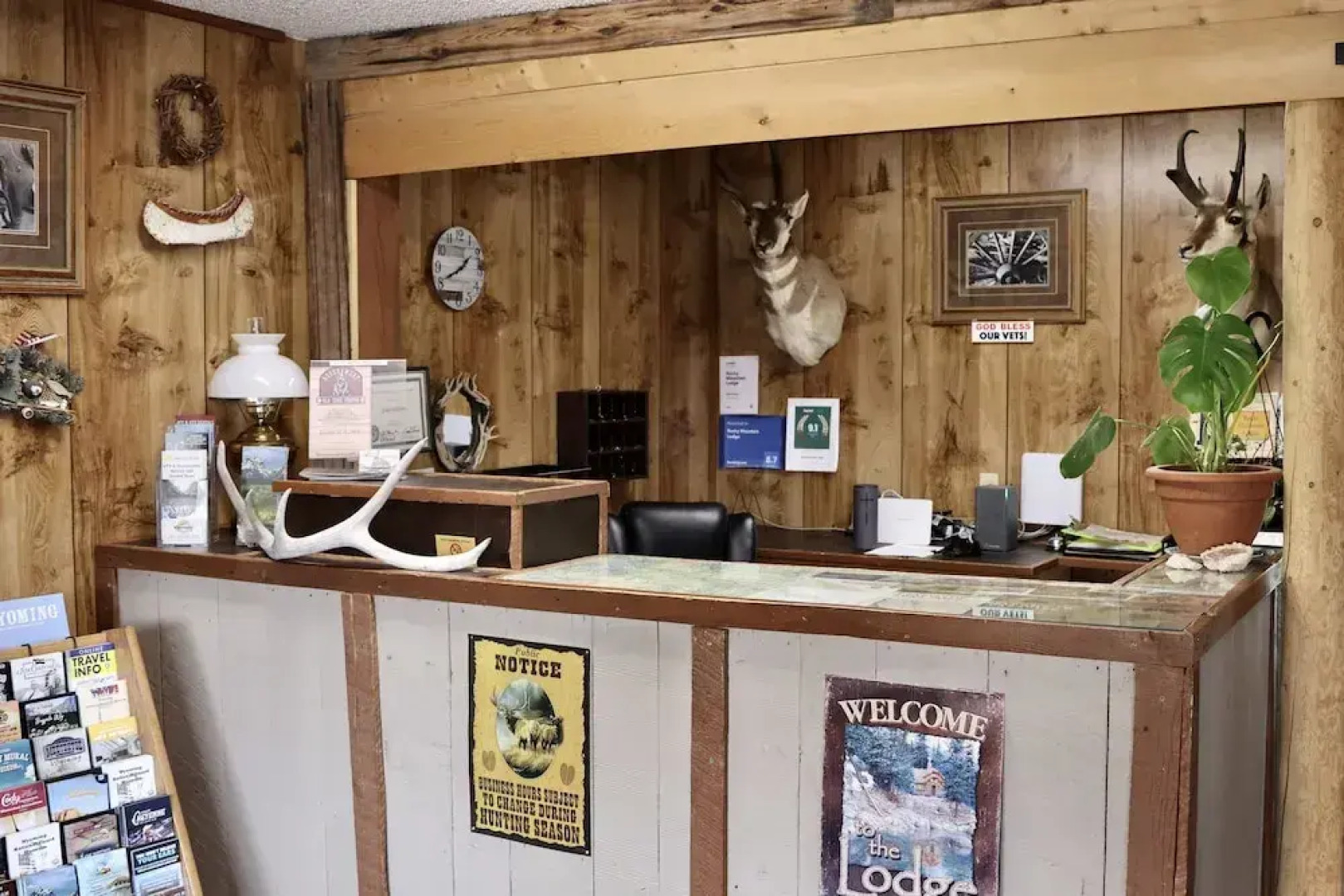 Rocky Mountain Lodge