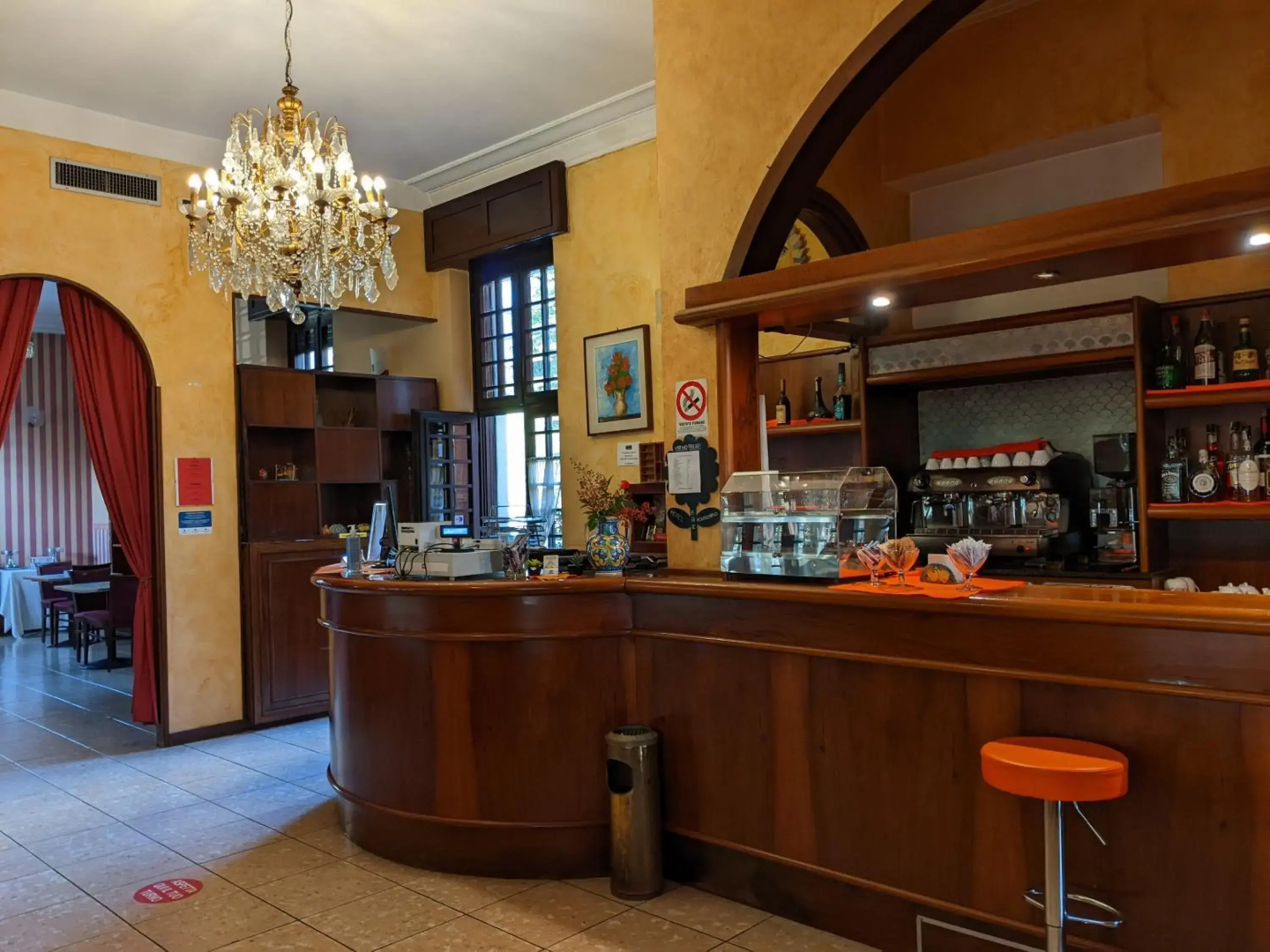 Hotel Montecarlo