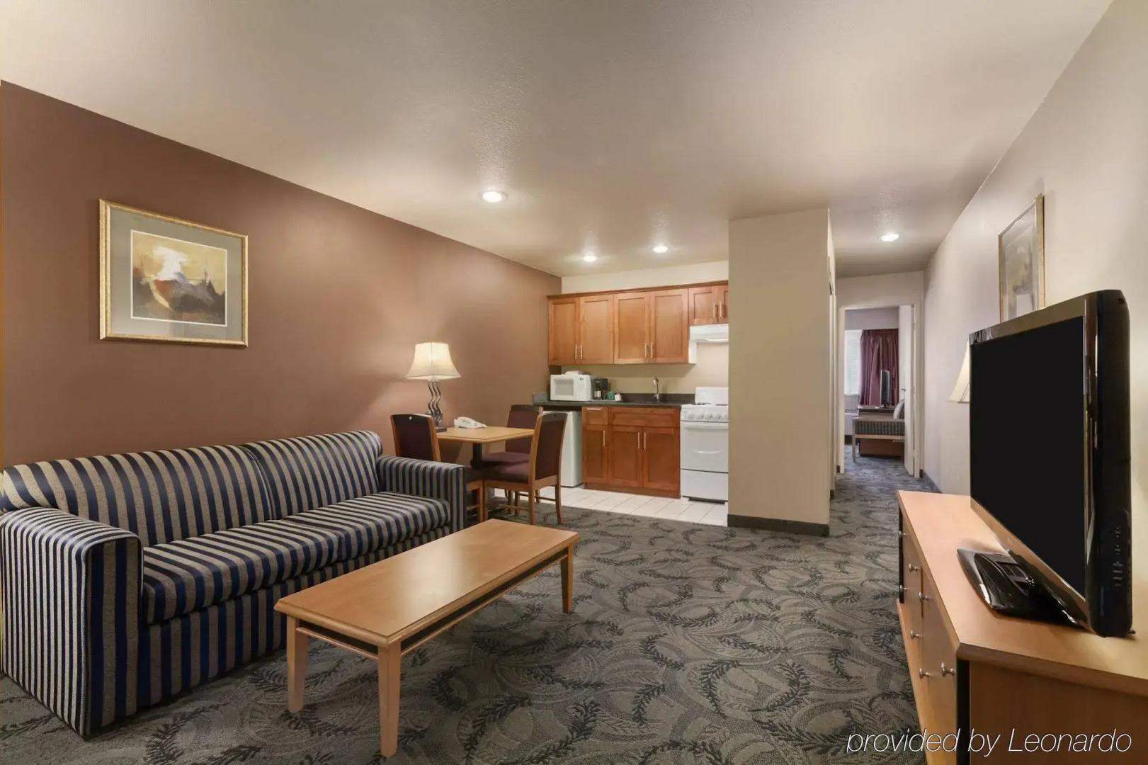 Poco Inn and Suites Hotel & Conference Centre