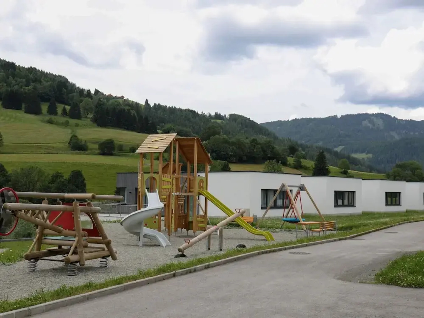 Spacious Chalet With Sauna