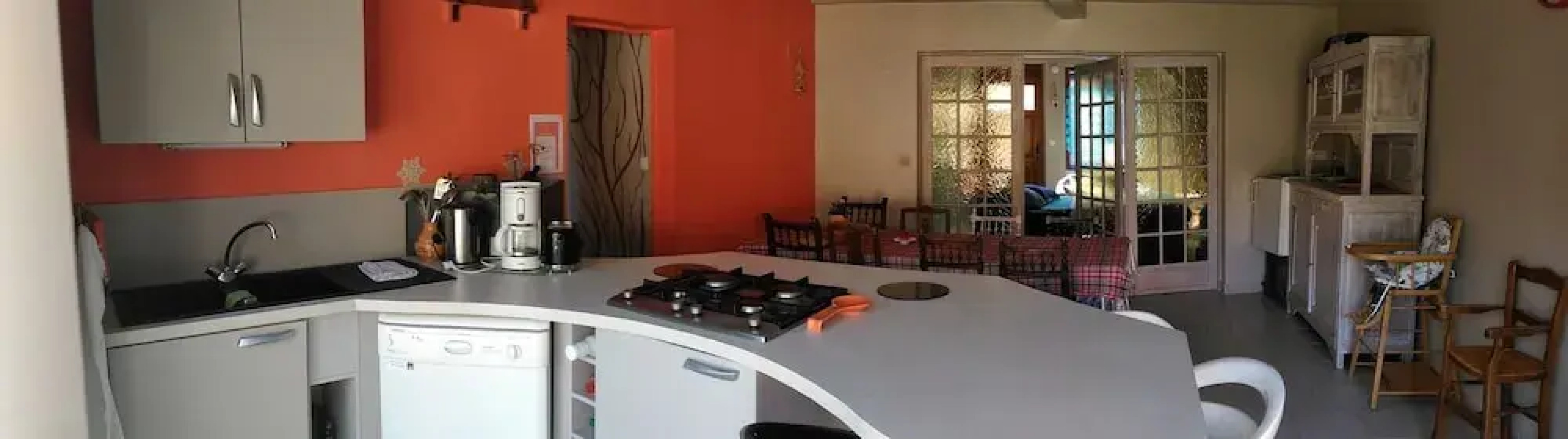 "Aux 10 Ponts" 5 pièces tout confort