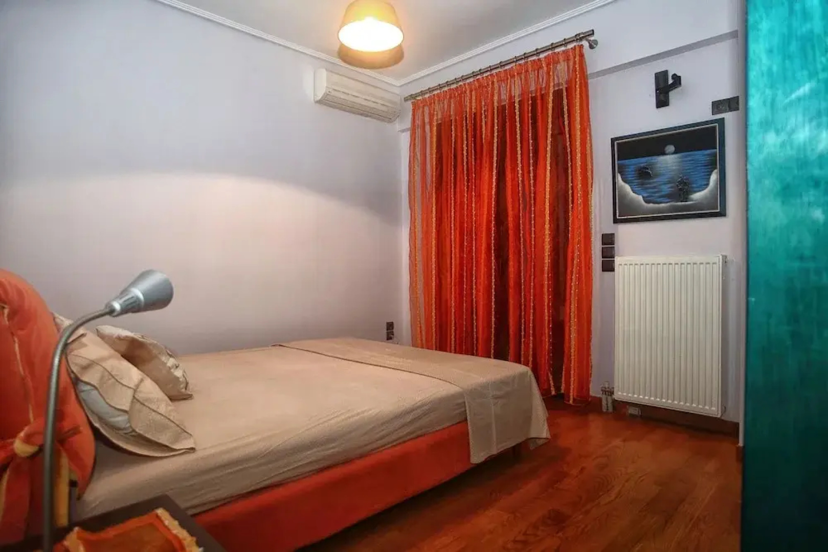 City & Sea Two Floor Flat with View Next to Metro