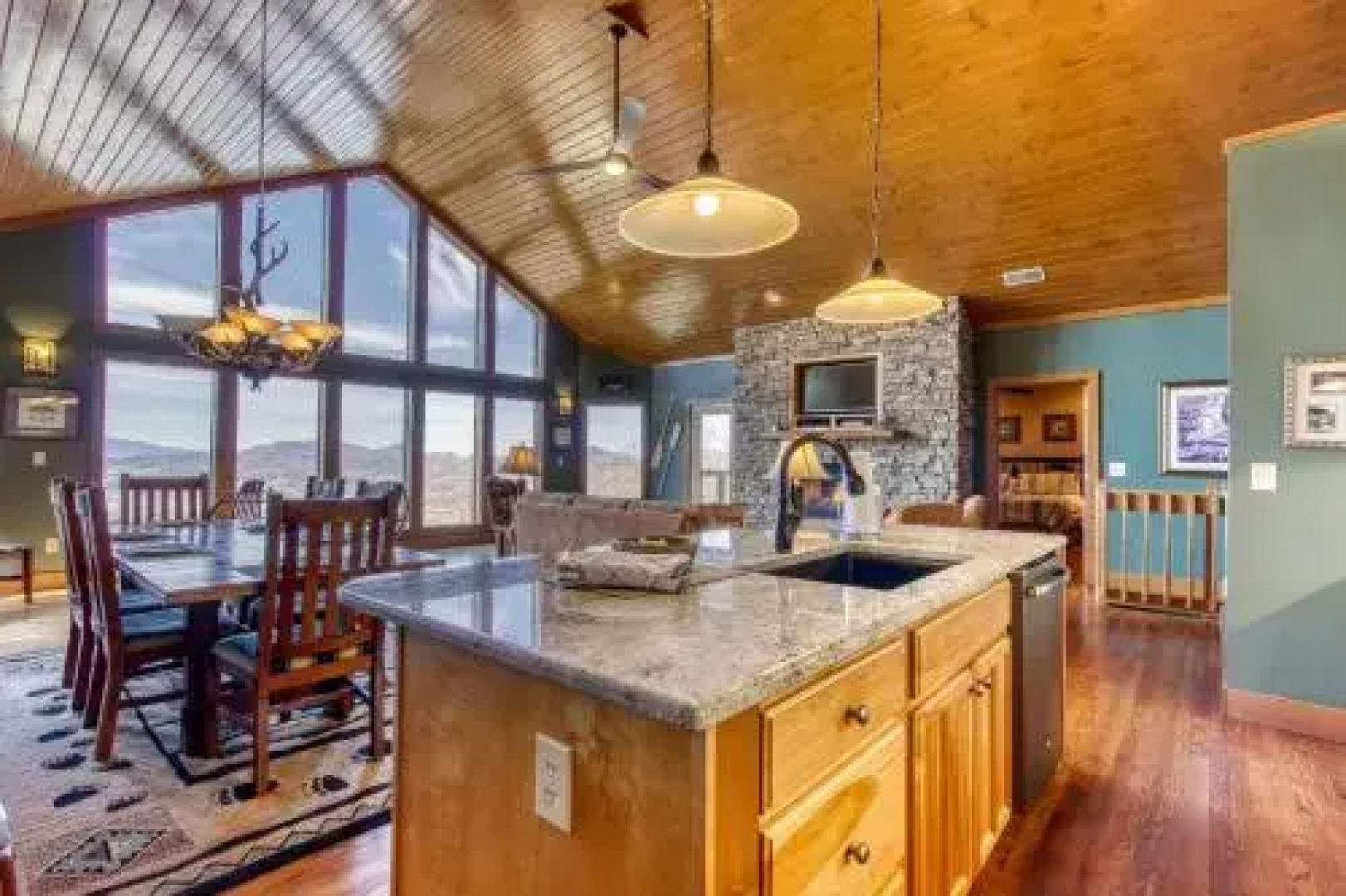 Dogwood Cabin 2606 by RedAwning