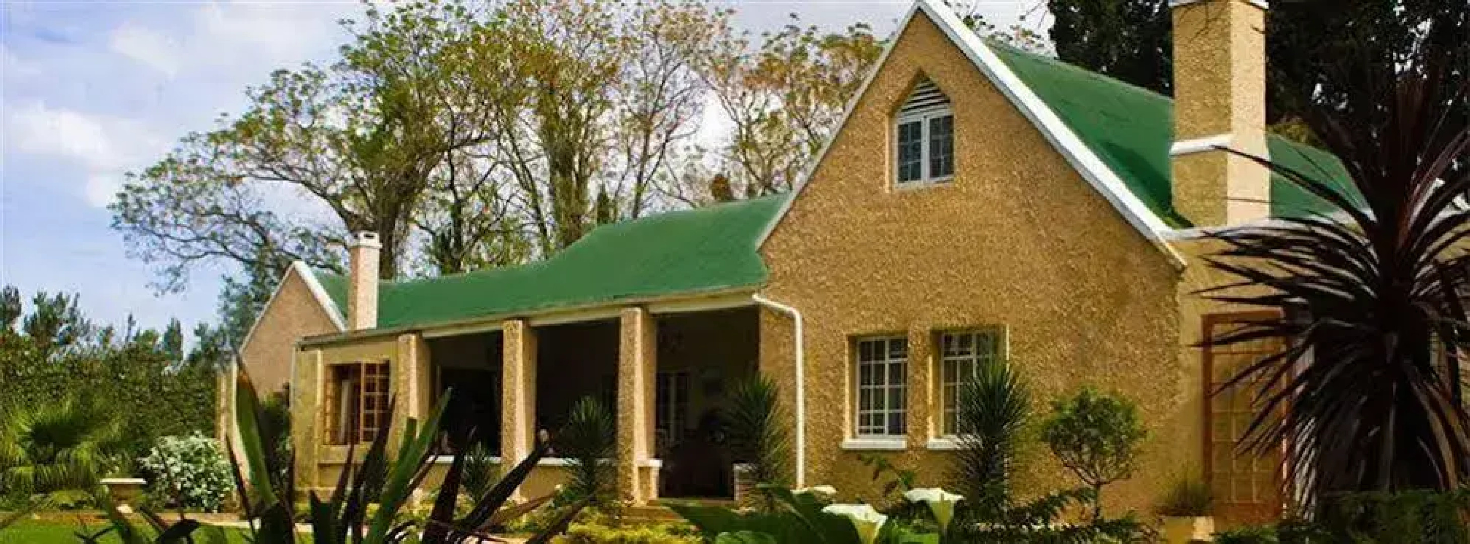 The Colonial on Arundel