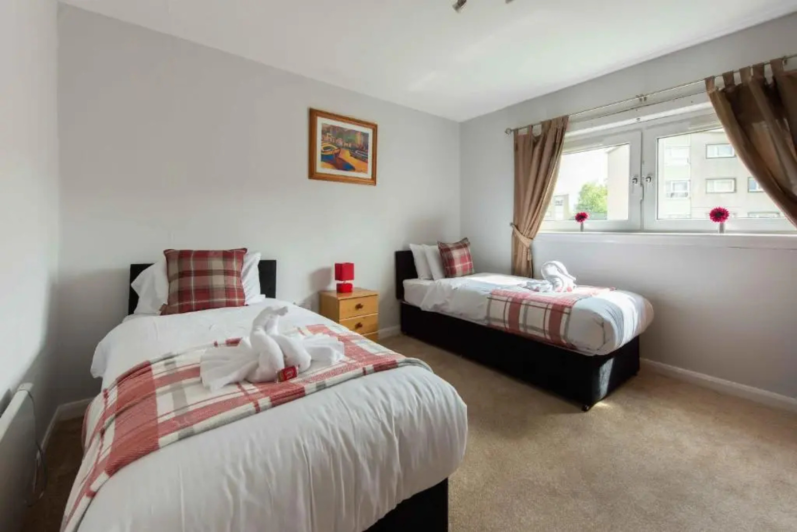 PREMIER - Hamilton Apartment