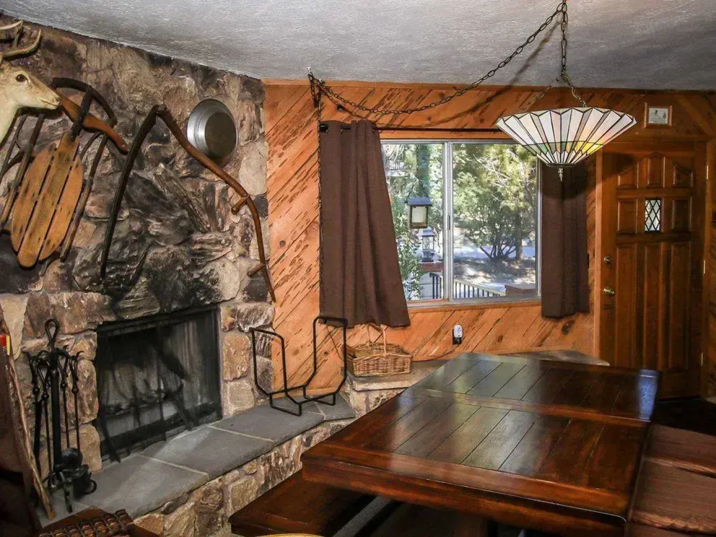 Popko's Place 1426 by RedAwning