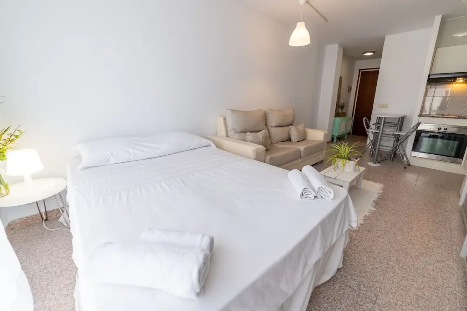 HomeHolidaysRentals Herois