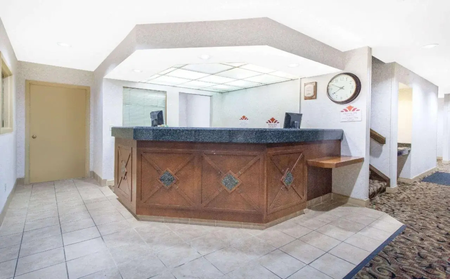 Hawthorn Suites by Wyndham Holland/Toledo Area