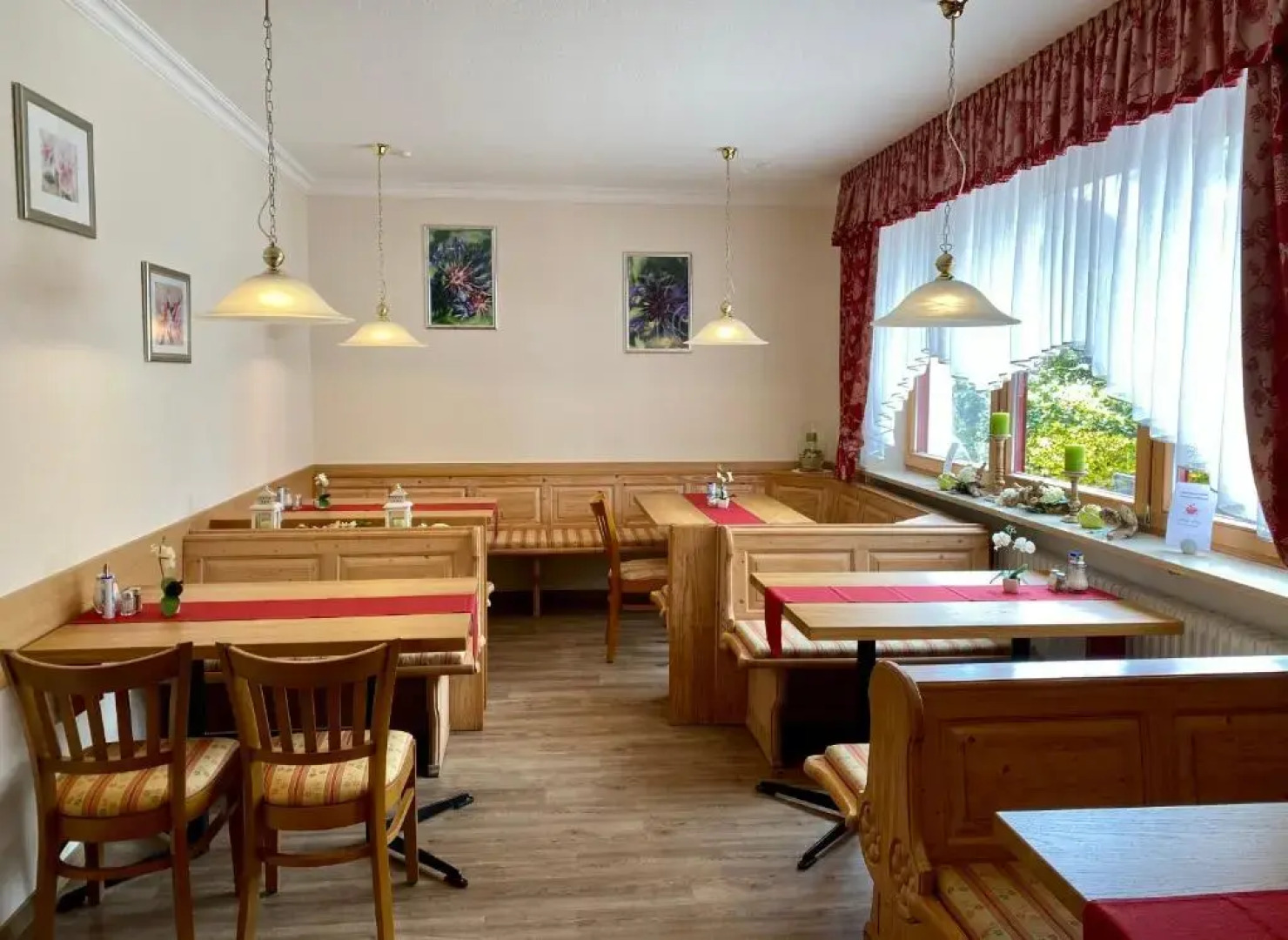 Pension- Hotel Maximilian