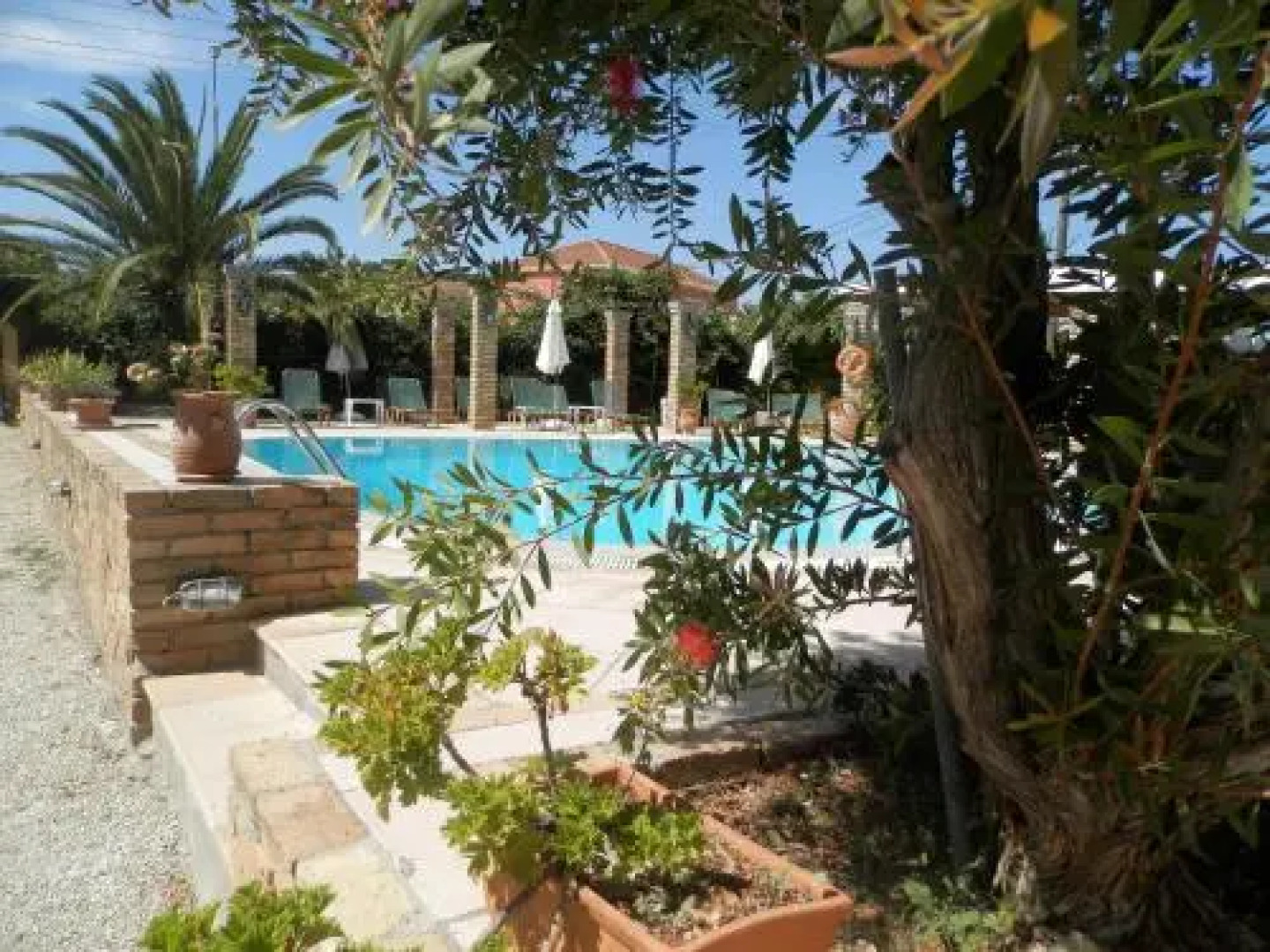 Sunflower Apartments