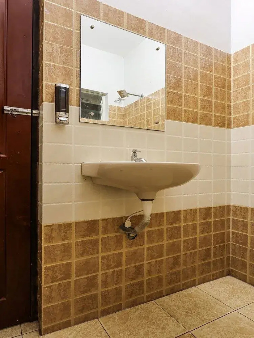 SilverKey Executive Stays 45762 Accadia Residency