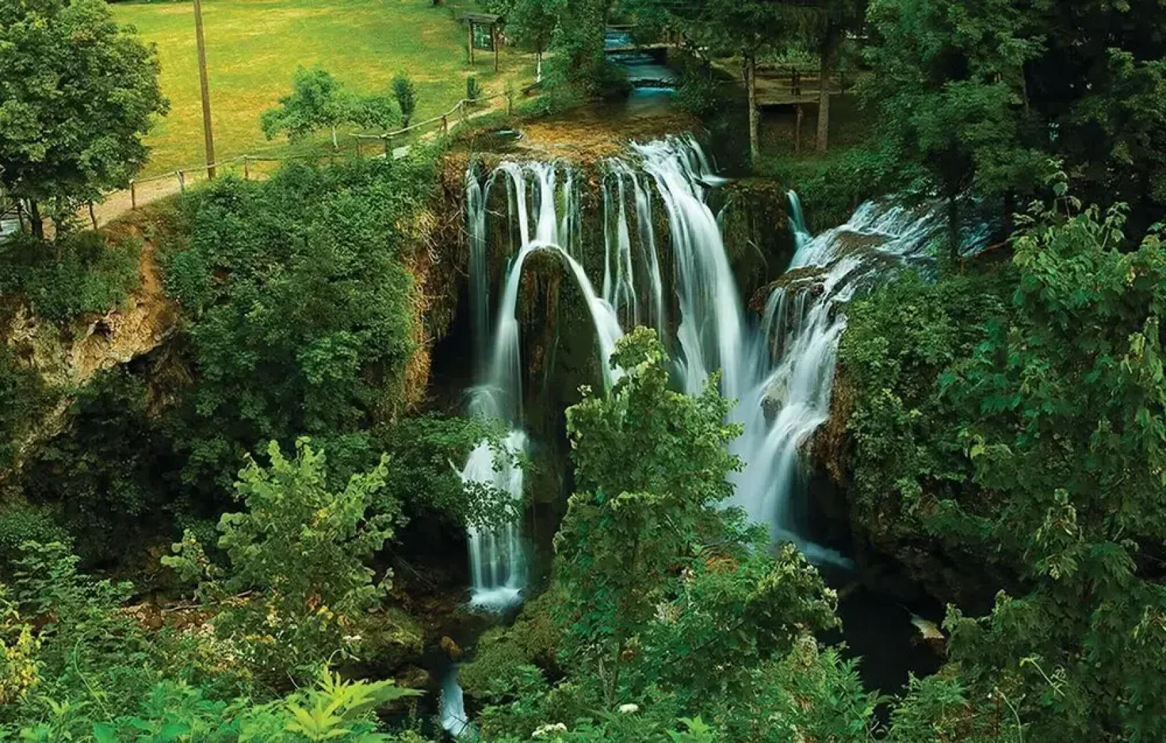 Stunning Home in Slunj With 3 Bedrooms, Wifi and Outdoor Swimming Pool