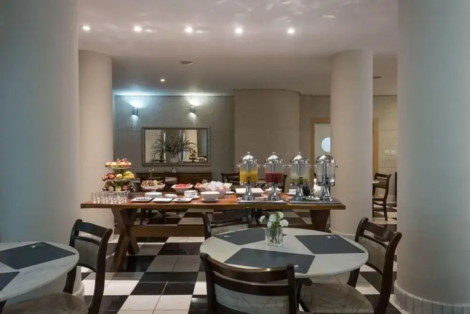 Suntory Business Hotel