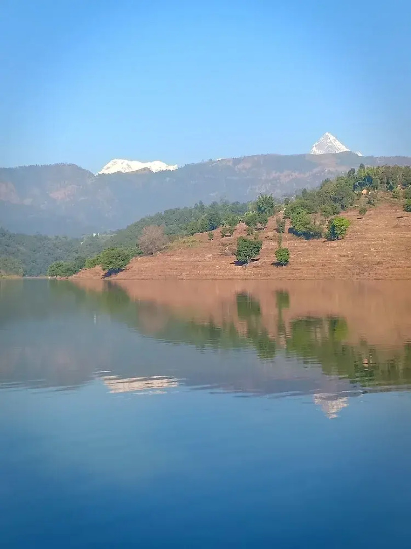 Begnas Lake front guest house