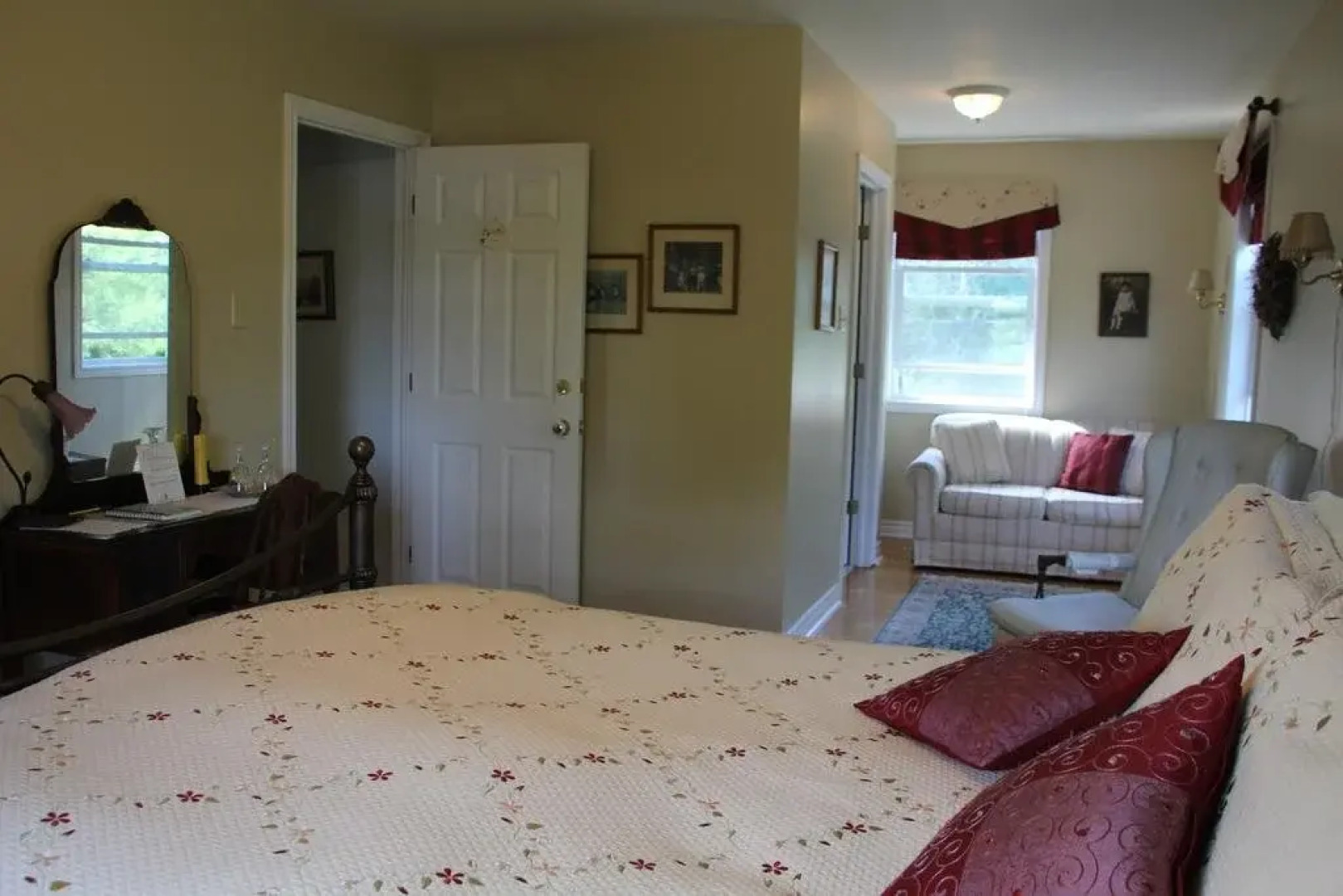 Tulips and Thistle B&B