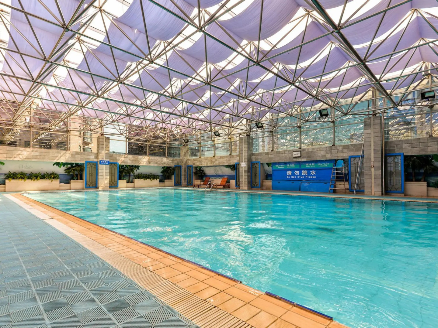 Luxemon Hotel（Pudong Shanghai）