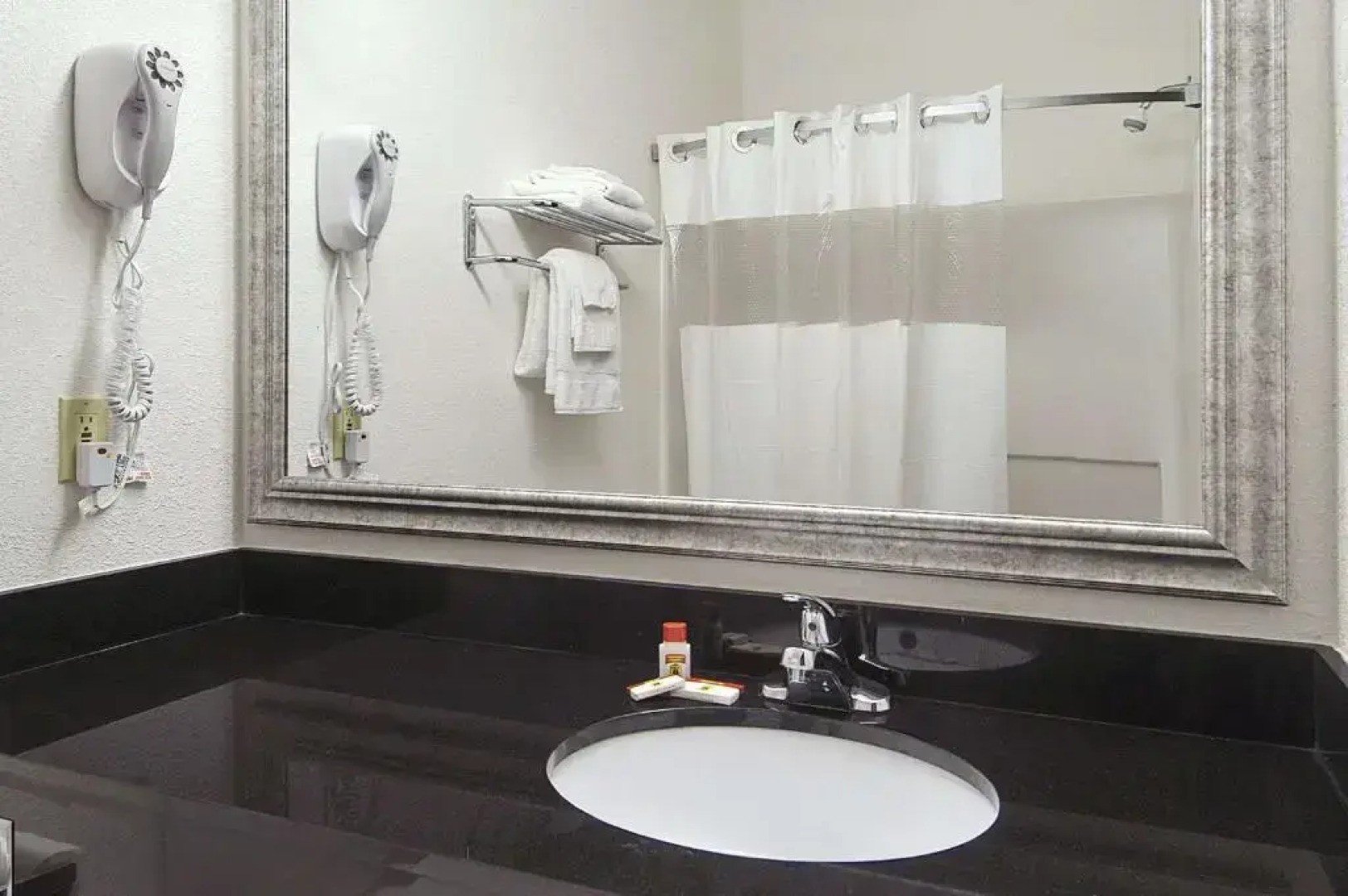 Super 8 Bowling Green North