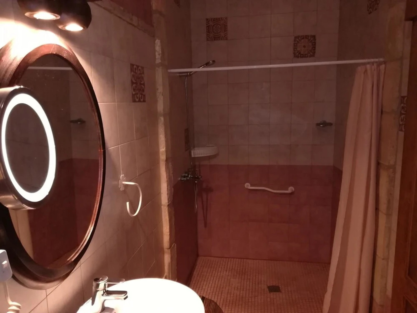 Villa With 4 Bedrooms in Hornachuelos, With Wonderful Lake View, Private Pool, Furnished Garden