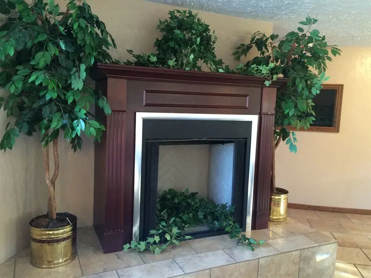 The Country Edge Motel