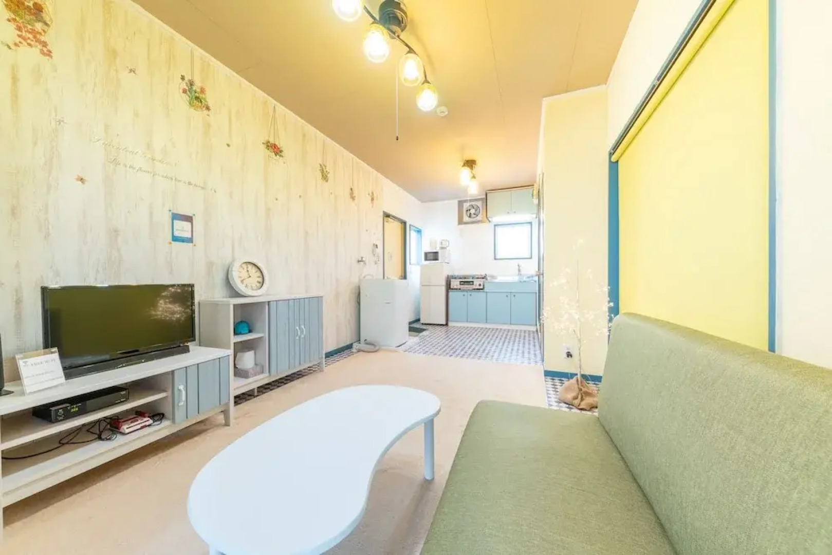 Martians Hotel Hayakawa