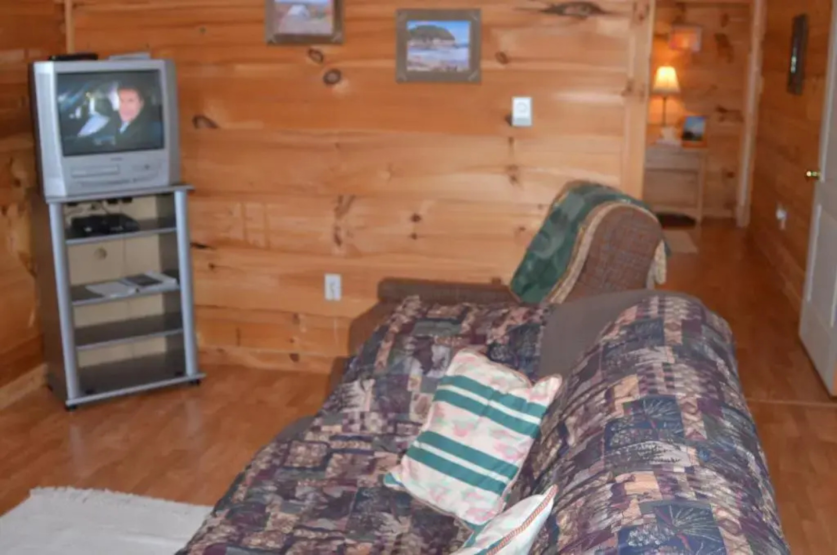 Sea Parrot Ocean View Manor