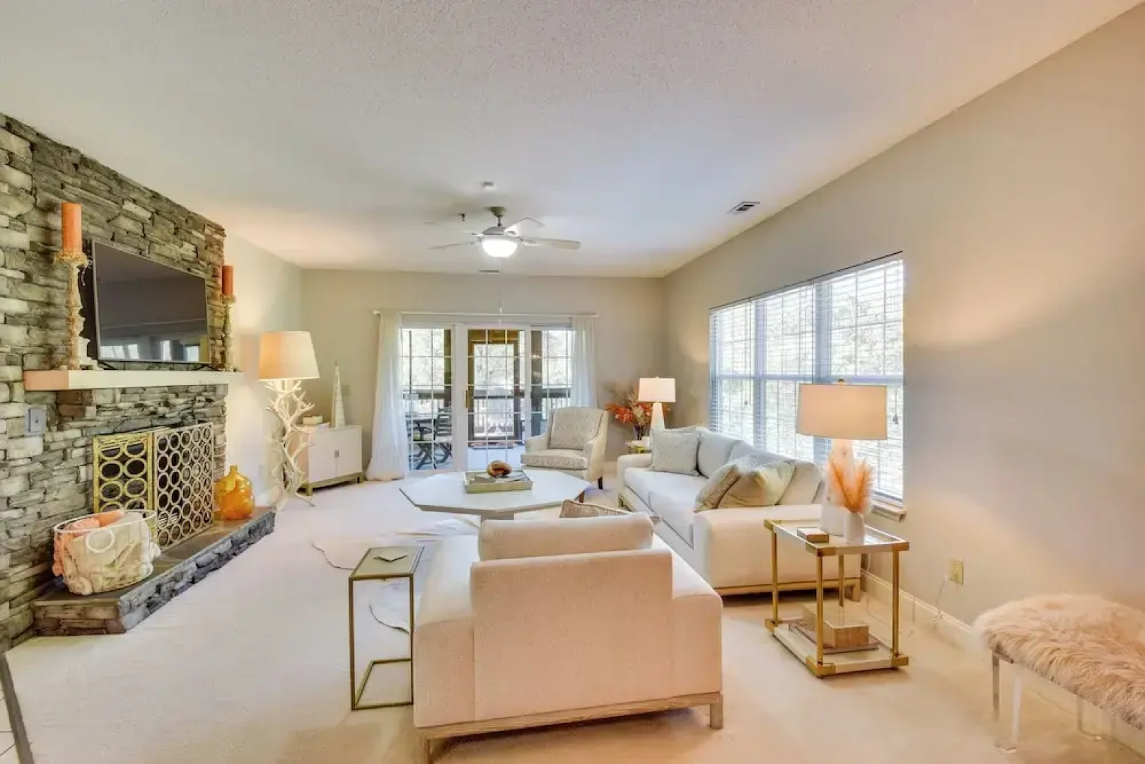 Kingwood Resort Condo w/ Golf Course Views!