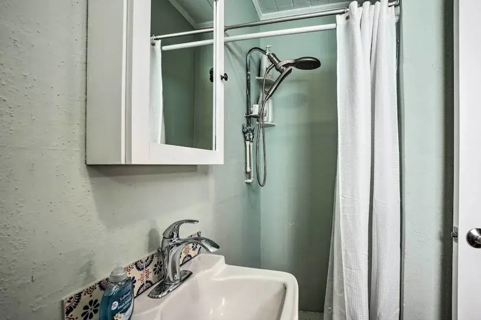 Palm Harbor Vacation Rental, Walk to Crystal Beach