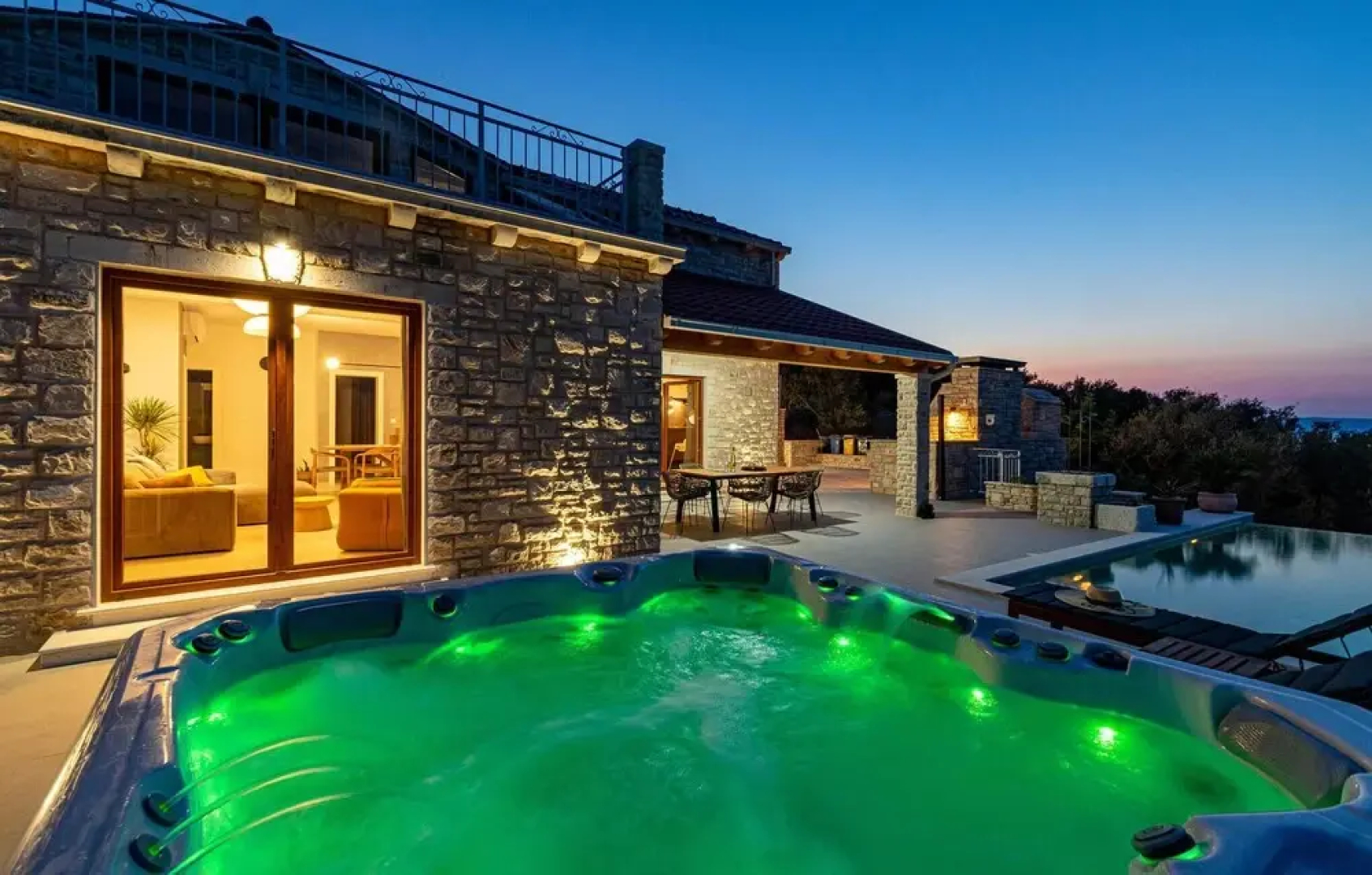 Stunning Home in Blato With Jacuzzi, 3 Bedrooms and Private Swimming Pool