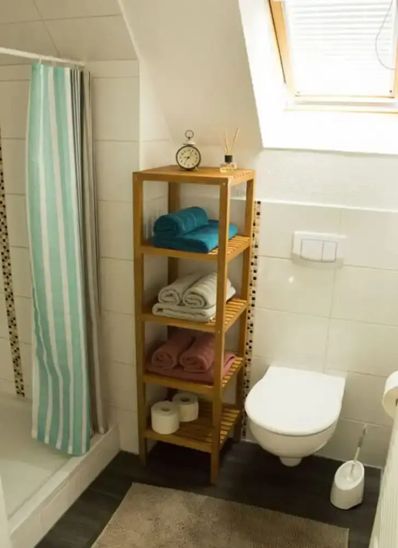 Dandelion Modern Retreat