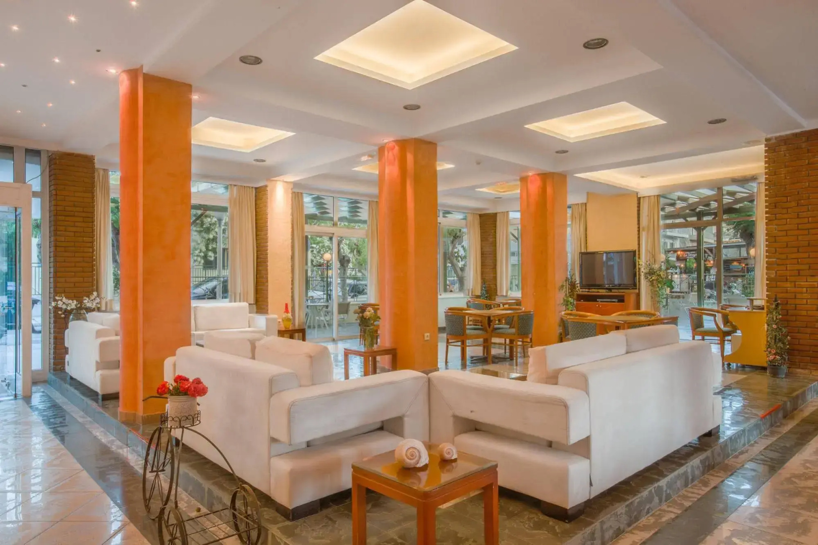 Pavlos Hotel