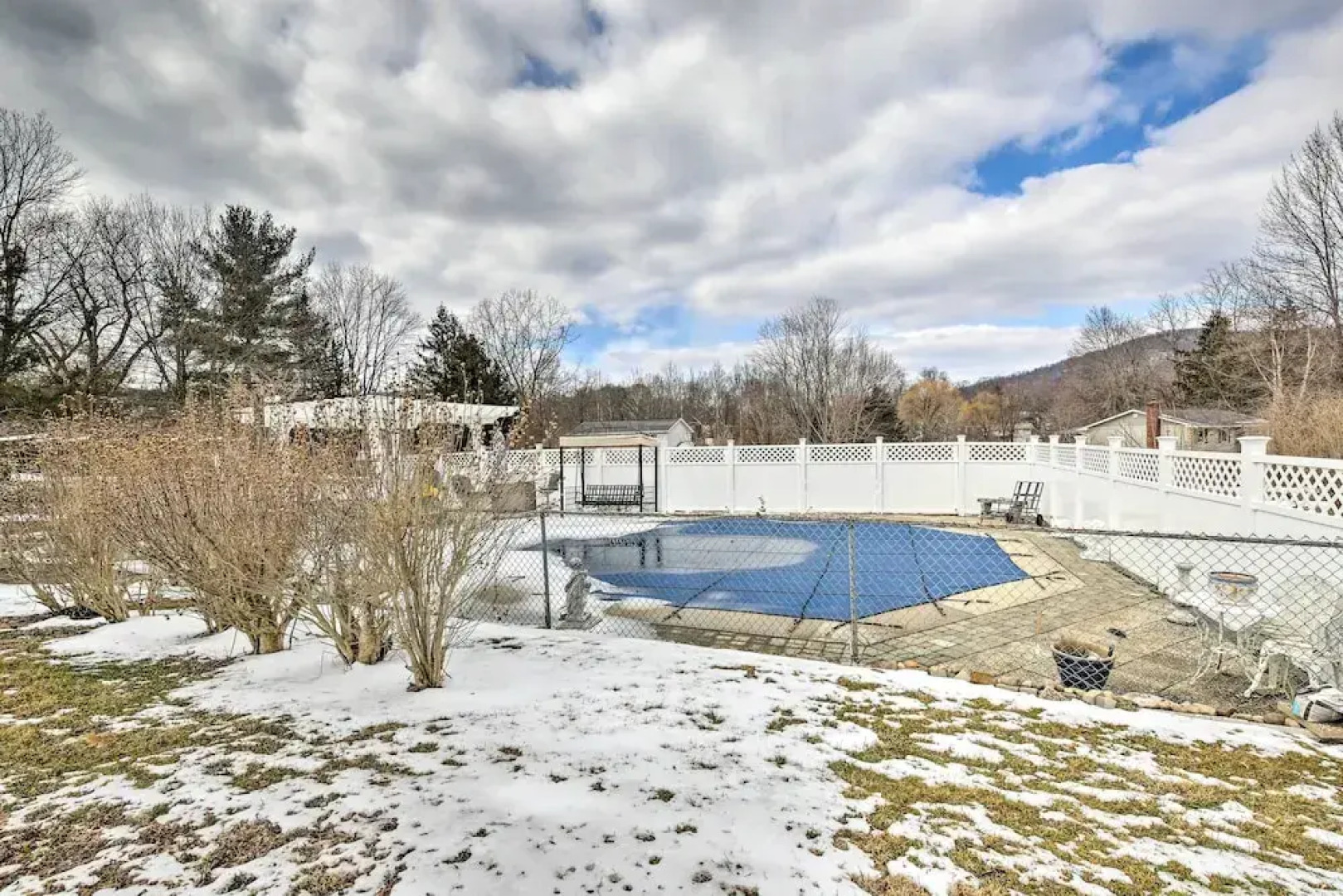 Hopewell Junction Apartment w/ Community Pool