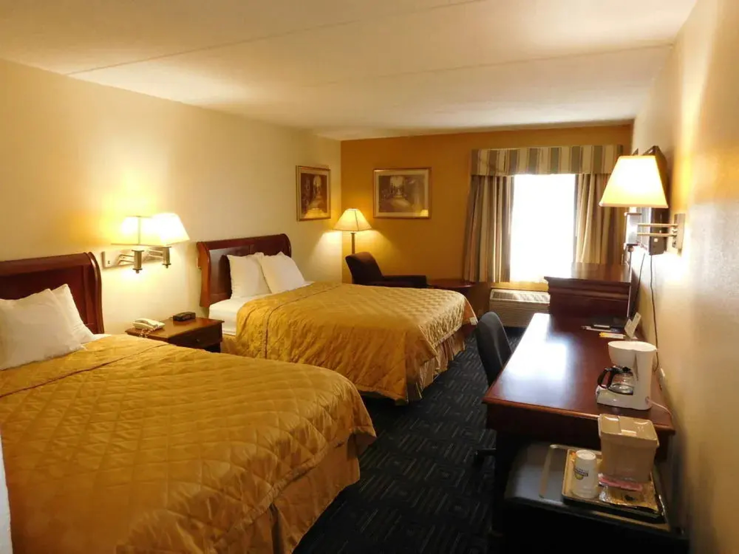 Days Inn by Wyndham Mounds View Twin Cities North