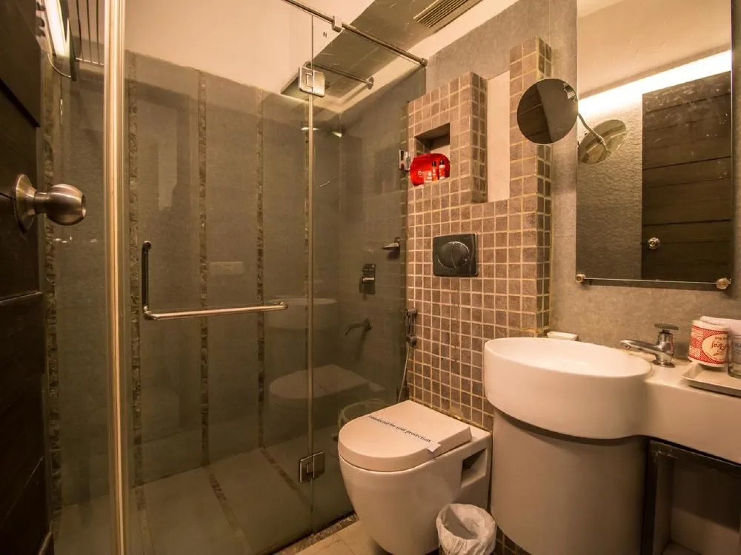 Palm Beach Hotel & Resort