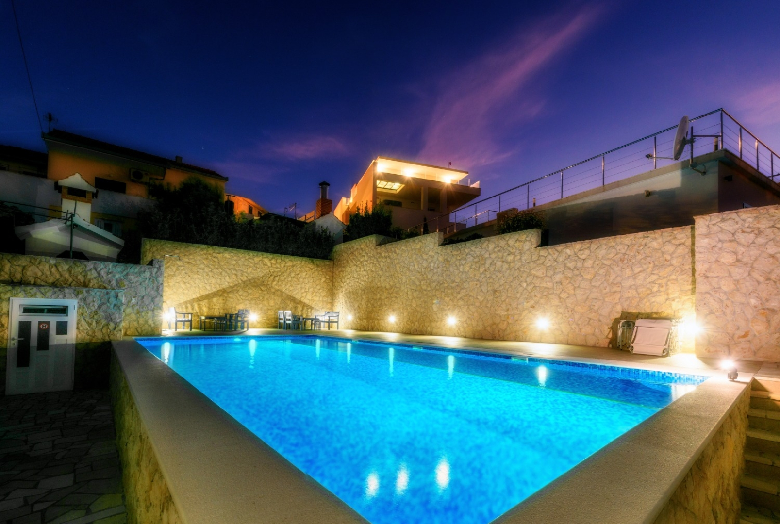 Apartment Modri Dragulj - with pool : A3 Razanj, Riviera Sibenik