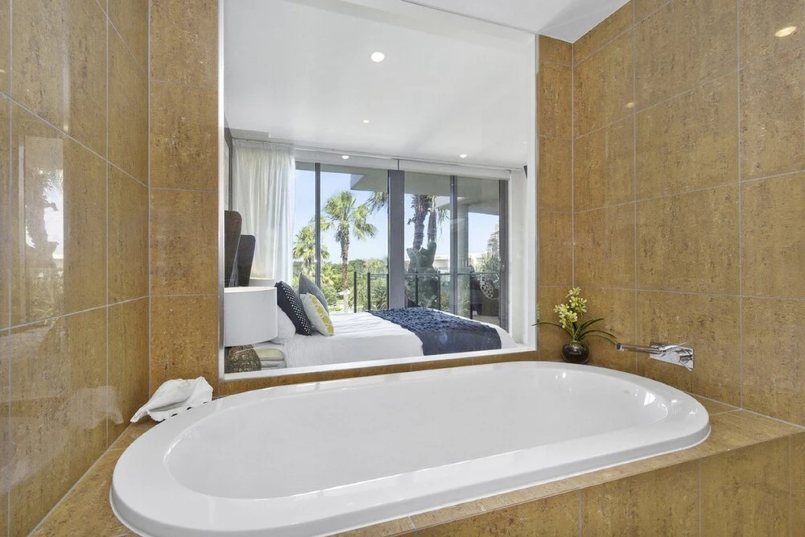 Cotton Beach 84 - Executive Family Suite